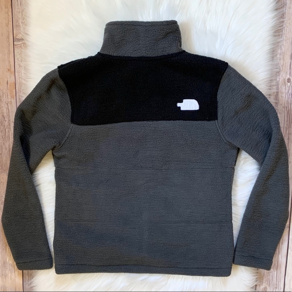 The North Face Women’s Gemma Fleece Jacket RTO - Picture 5 of 8